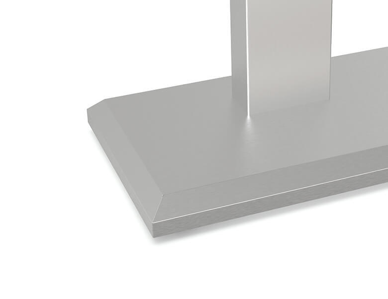 Xenon Touch - Heavy load casters and skirt to cover up - AXEOS
